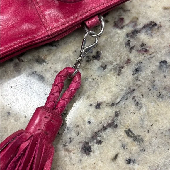 Lovely HOBO leather bag. - Picture 4 of 16